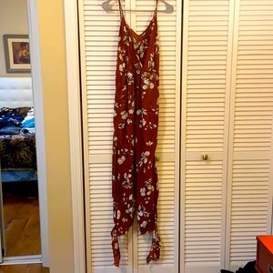 Burnt orange jumper with leg slits